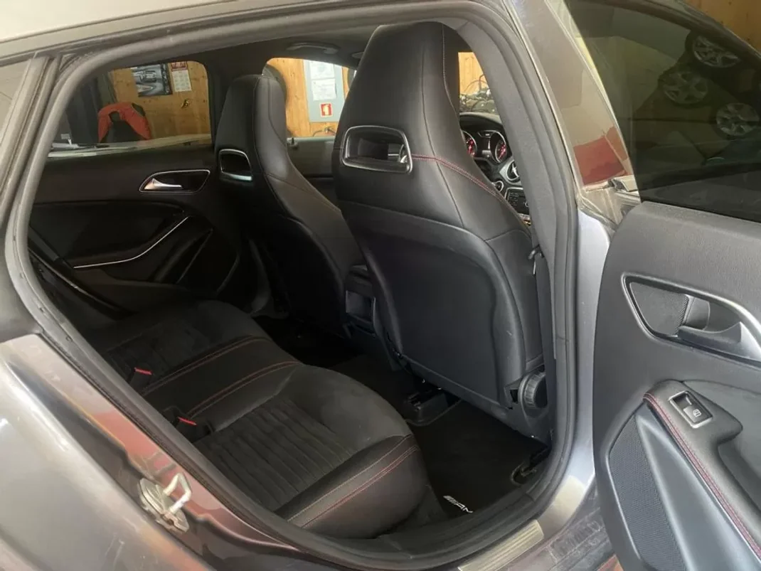 Mercedes-Benz CLA 180 2016 - 22900 EUR, 149000 km - AUTO.MOTO.pt - 149000km - foto 19 de 20