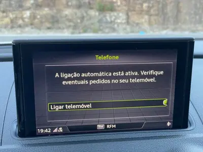 Audi A3 Limousine 2019 - 24999 EUR, 107600 km - AUTO.MOTO.pt - 107600km - foto 30 de 43