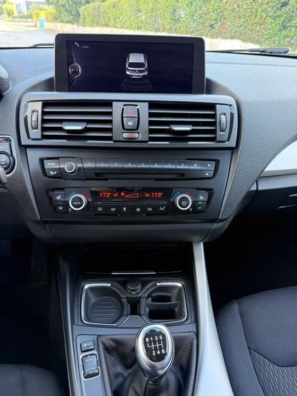 BMW 120 2014 - 17900 EUR, 115000 km - AUTO.MOTO.pt - 115000km - foto 15 de 17