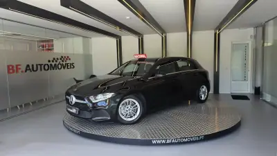 Mercedes-Benz A 180 2019 - 18900 EUR, 238120 km - AUTO.MOTO.pt - 238120km - foto 2 de 53