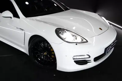 Porsche Panamera 2012 — foto 3 de 16