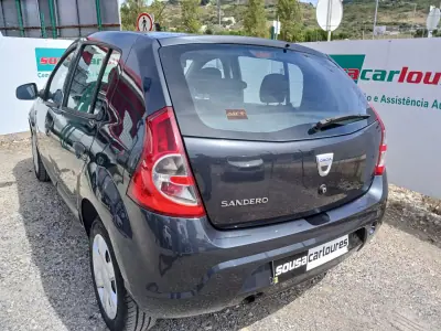 Dacia Sandero 2012 - 5350 EUR, 75719 km - 75719km - foto 9 de 19