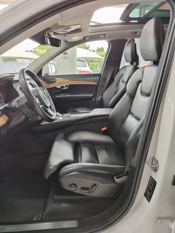Volvo XC 90 2021 - 49950 EUR, 70500 km - AUTO.MOTO.pt - 70500km - foto 13 de 41