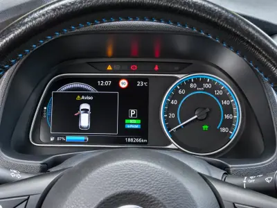 Nissan Leaf 2019 - 8990 EUR, 188000 km - 188000km - foto 14 de 20