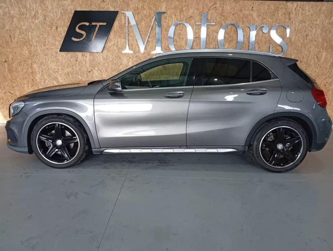 Mercedes-Benz GLA 220 2016 - 24900 EUR, 196000 km - AUTO.MOTO.pt - 196000km - foto 8 de 17