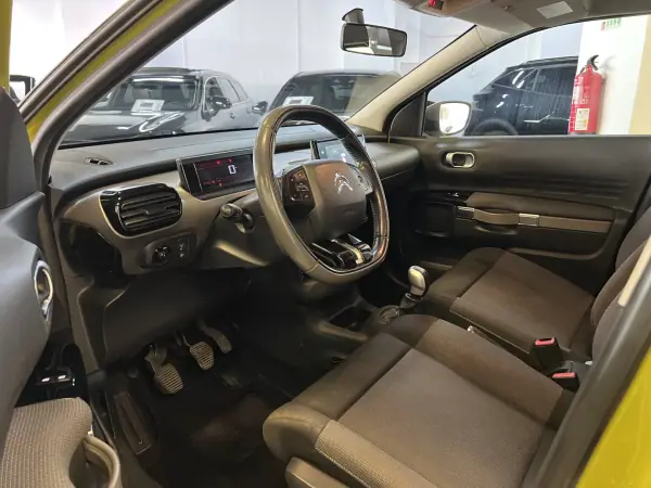 Citroën C4 Cactus 2015 - 8990 EUR, 175000 km - AUTO.MOTO.pt - 175000km - foto 5 de 35