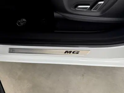 MG EHS 2021 - 20999 EUR, 83000 km - 83000km - foto 72 de 122