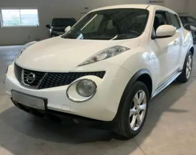 Nissan Juke 2012 - 8900 EUR, 175015 km - AUTO.MOTO.pt - 175015km - foto 1 de 9