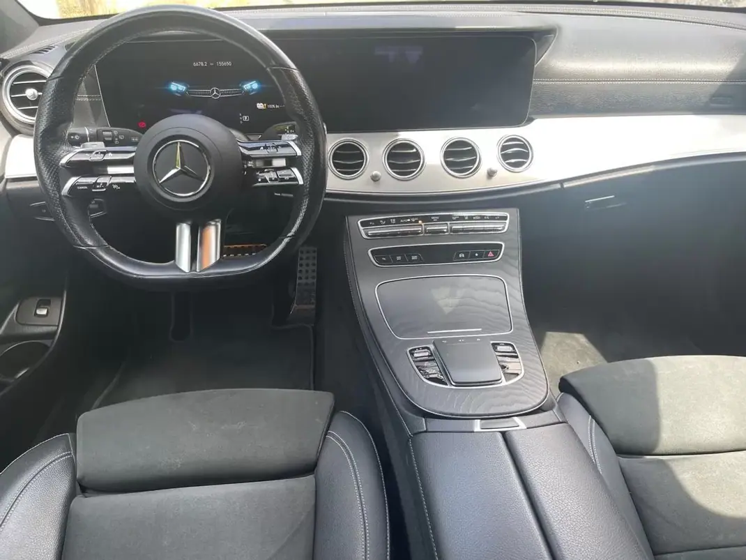 Mercedes-Benz E 300 2021 - 33990 EUR, 156000 km - AUTO.MOTO.pt - 156000km - foto 11 de 39