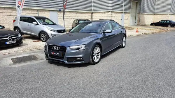 Audi A5 Sportback 2016 - 22500 EUR, 159375 km - AUTO.MOTO.pt - 159375km - foto 9 de 56