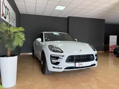 Porsche Macan 2016 - 65000 EUR, 68887 km - AUTO.MOTO.pt - 68887km - foto 3 de 20