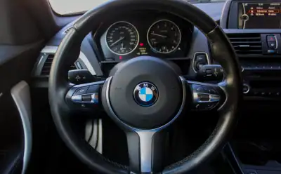 BMW 120 2014 - 18990 EUR, 145000 km - AUTO.MOTO.pt - 145000km - foto 33 de 36