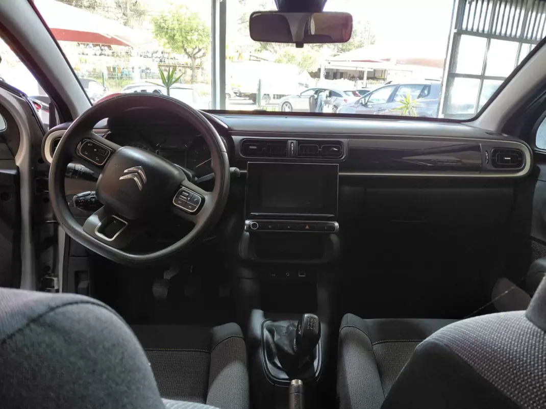 Citroën C3 2017 - 10900 EUR, 99000 km - AUTO.MOTO.pt - 99000km - foto 16 de 19
