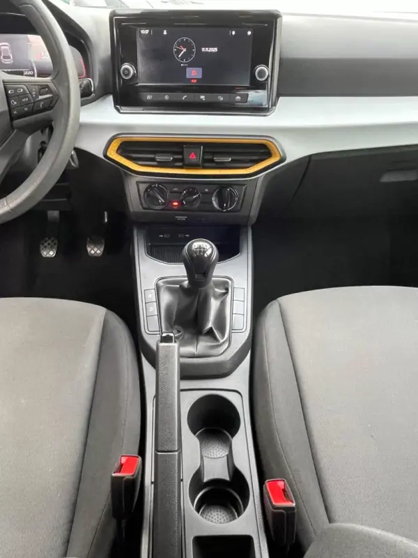 SEAT Ibiza 2023 - 13750 EUR, 52000 km - AUTO.MOTO.pt - 52000km - foto 9 de 13