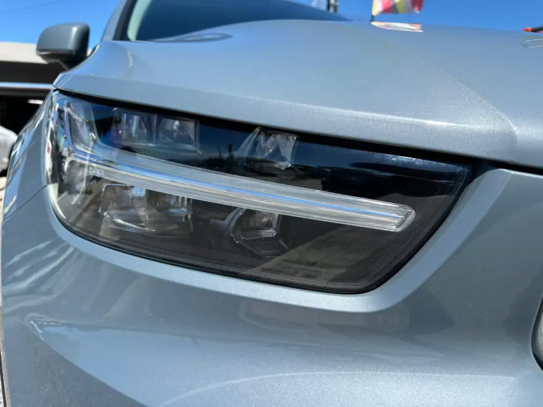 Volvo XC 40 2020 - 29900 EUR, 68976 km - AUTO.MOTO.pt - 68976km - foto 10 de 35