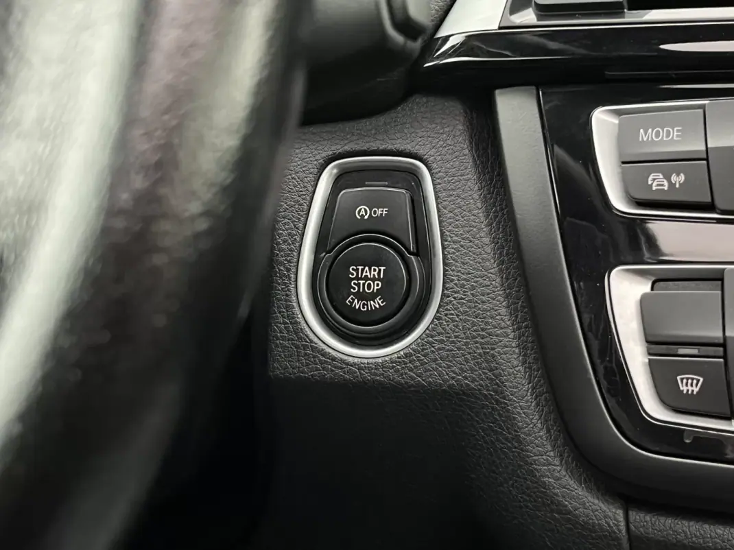 BMW 420 2013 - 22250 EUR, 222000 km - AUTO.MOTO.pt - 222000km - foto 31 de 36