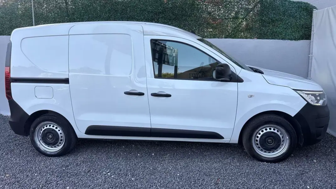 Renault 2023 - 11900 EUR, 99500 km - 99500km - foto 11 de 13
