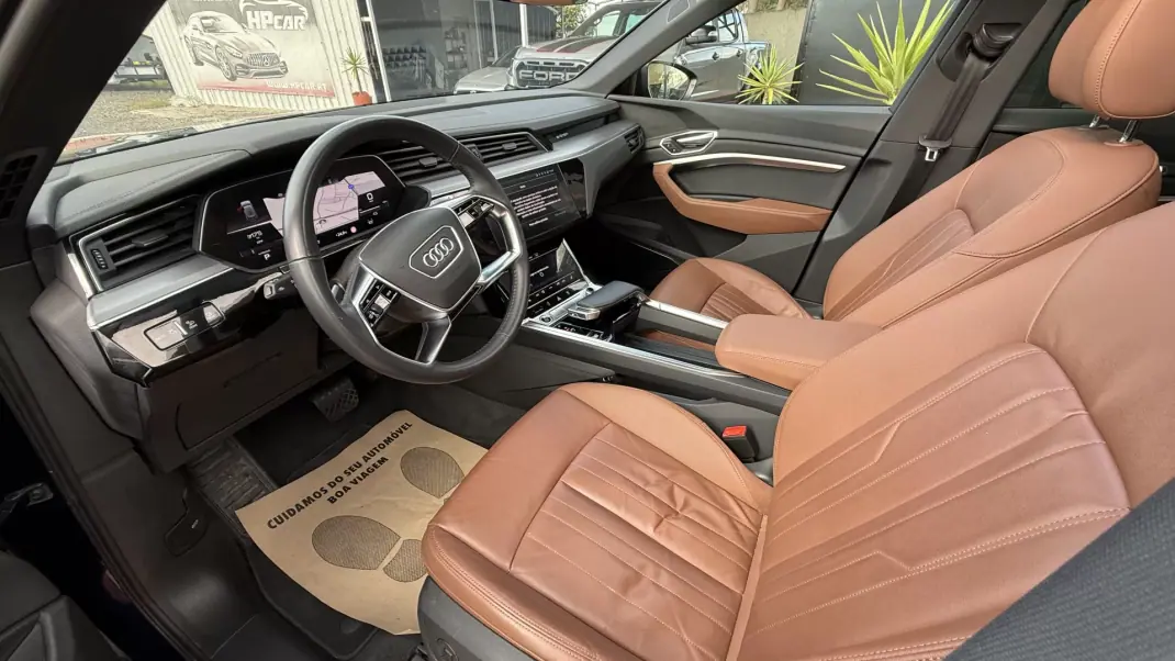 Audi e-tron Sportback 2022 - 32990 EUR, 82000 km - AUTO.MOTO.pt - 82000km - foto 28 de 43