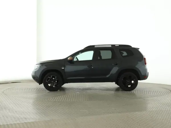 Dacia Duster 2024 - 23600 EUR, 21540 km - AUTO.MOTO.pt - 21540km - foto 2 de 30