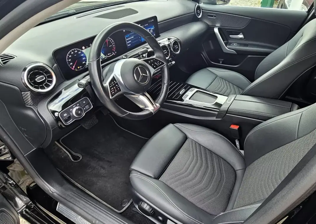 Mercedes-Benz A 250e 2023 - 31500 EUR, 70000 km - AUTO.MOTO.pt - 70000km - foto 5 de 24