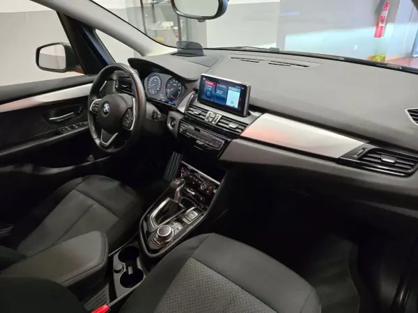 BMW 225xe Active Tourer 2021 - 22580 EUR, 40912 km - AUTO.MOTO.pt - 40912km - foto 15 de 46