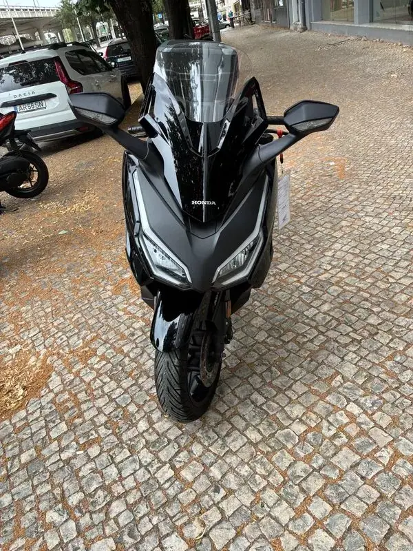 Honda Forza 2024 - 5650 EUR, 15234 km - AUTO.MOTO.pt - 15234km - foto 2 de 13