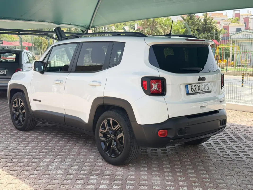 Jeep Renegade 2019 - 19800 EUR, 23341 km - 23341km - foto 4 de 16