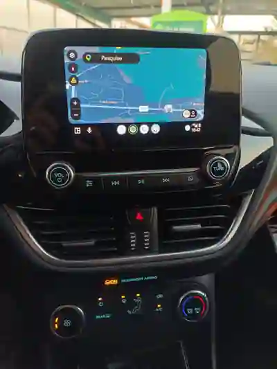 Ford Fiesta 2018 — foto 5 de 15