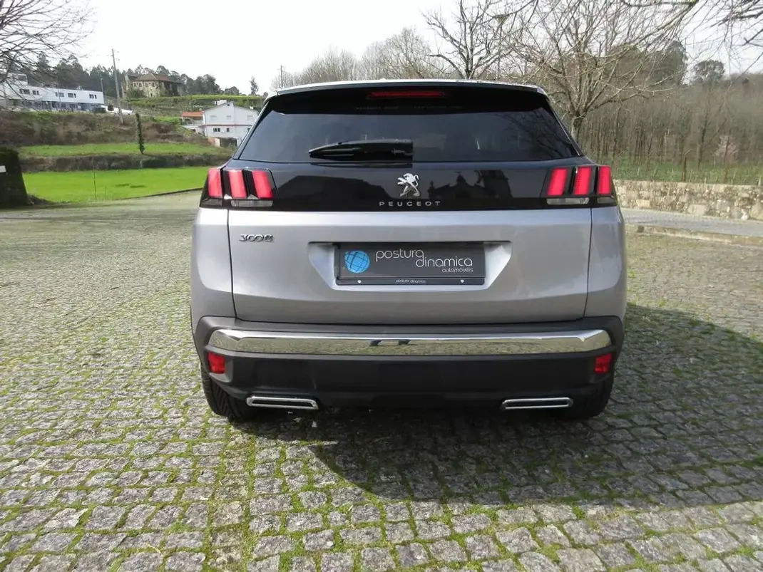 Peugeot 3008 2017 - 17990 EUR, 168000 km - 168000km - foto 7 de 37