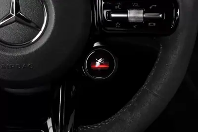 Mercedes-Benz AMG GT 2019 - 205000 EUR, 15821 km - AUTO.MOTO.pt - 15821km - foto 10 de 26