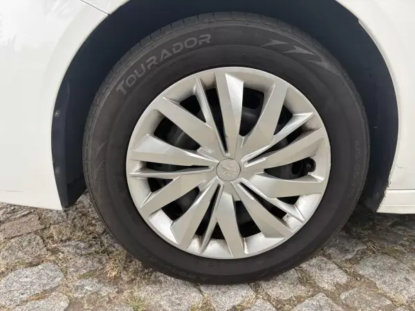 Peugeot 208 2022 - 12800 EUR, 71234 km - AUTO.MOTO.pt - 71234km - foto 4 de 25