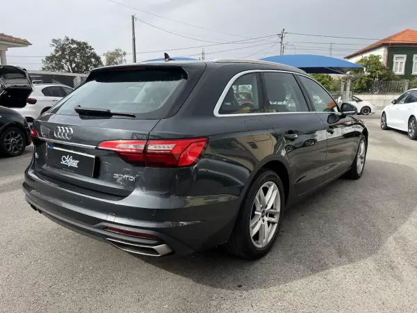 Audi A4 Avant 2022 - 21250 EUR, 195000 km - AUTO.MOTO.pt - 195000km - foto 5 de 45