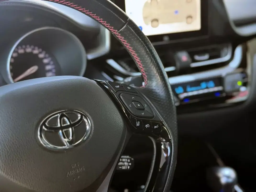 Toyota C-HR 2022 - 30900 EUR, 79989 km - 79989km - foto 42 de 60