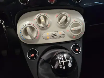 Fiat 500C 2019 - 11750 EUR, 62847 km - AUTO.MOTO.pt - 62847km - foto 19 de 22