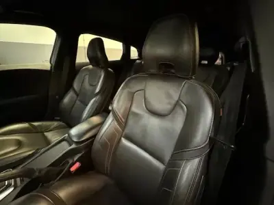 Volvo V40 2015 - 13750 EUR, 188000 km - AUTO.MOTO.pt - 188000km - foto 8 de 12