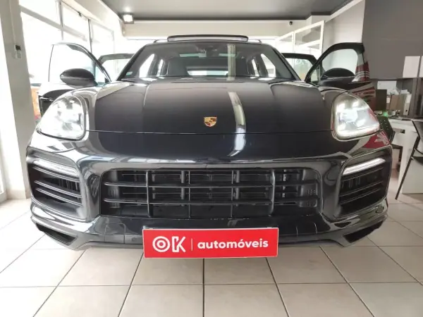 Porsche Cayenne 2020 - 74500 EUR, 67300 km - AUTO.MOTO.pt - 67300km - foto 18 de 40