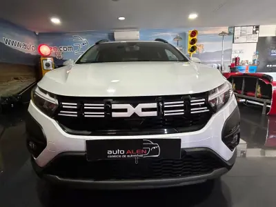Dacia Jogger 2023 - 15500 EUR, 122342 km - AUTO.MOTO.pt - 122342km - foto 2 de 20
