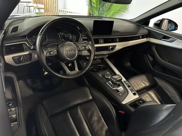 Audi A5 Cabrio 2017 - 25590 EUR, 194358 km - AUTO.MOTO.pt - 194358km - foto 6 de 13