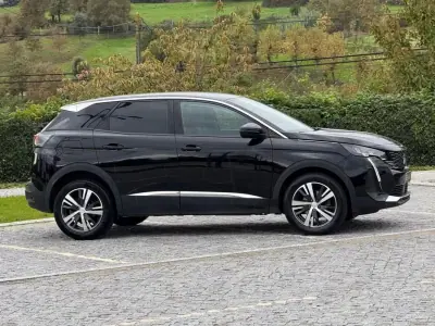 Peugeot 3008 2021 - 21999 EUR, 104700 km - AUTO.MOTO.pt - 104700km - foto 4 de 25