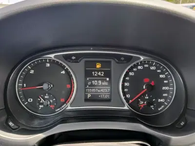 Audi A1 2012 - 11990 EUR, 155000 km - AUTO.MOTO.pt - 155000km - foto 4 de 29