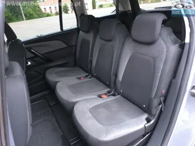 Citroën C4 Spacetourer 2019 - 15500 EUR, 123000 km - AUTO.MOTO.pt - 123000km - foto 14 de 22