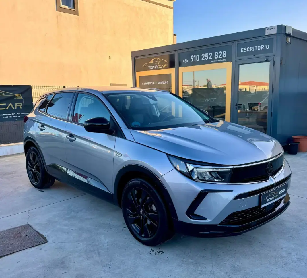 Opel Grandland 2023 - 23950 EUR, 26000 km - AUTO.MOTO.pt - 26000km - foto 20 de 21