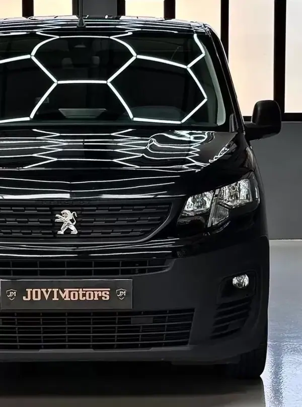 Peugeot PARTNER GIRAFON 2022 - 15999 EUR, 100086 km - AUTO.MOTO.pt - 100086km - foto 4 de 26