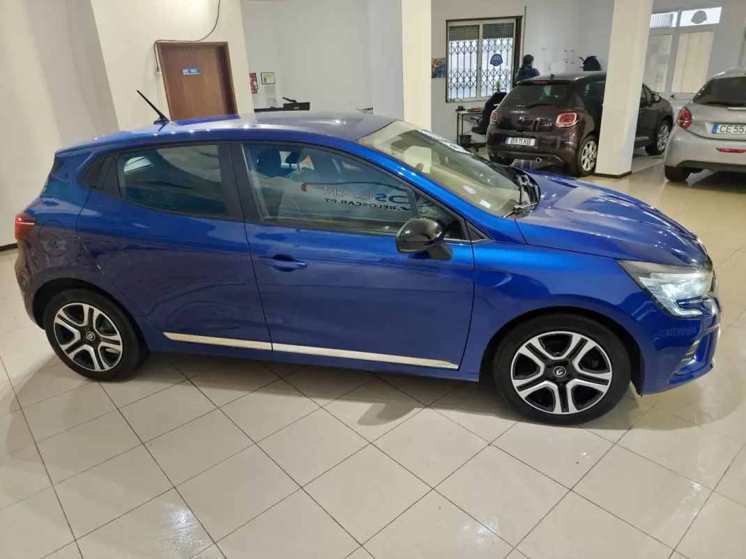 Renault Clio 2021 - 13350 EUR, 87000 km - AUTO.MOTO.pt - 87000km - foto 8 de 25