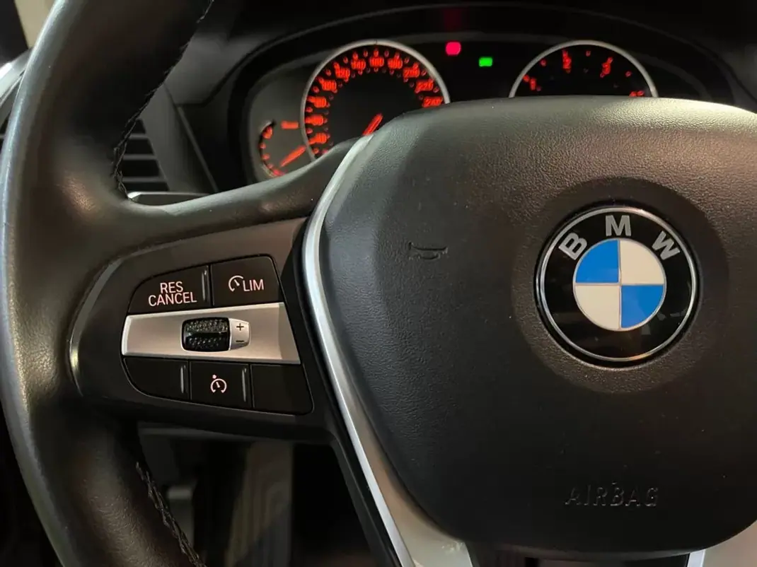BMW X3 2019 - 26950 EUR, 142000 km - AUTO.MOTO.pt - 142000km - foto 17 de 30
