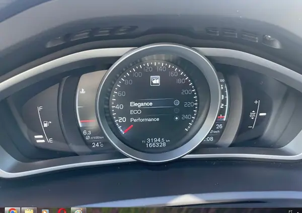 Volvo V40 2015 - 11000 EUR, 169000 km - AUTO.MOTO.pt - 169000km - foto 13 de 24