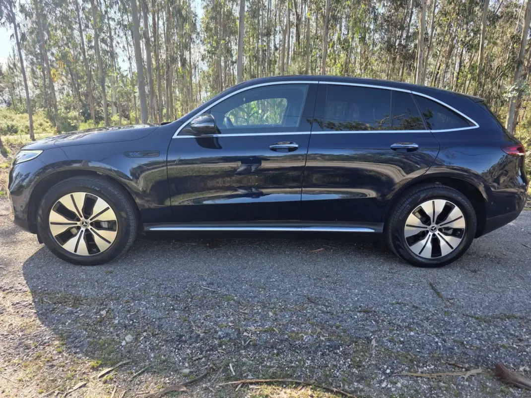 Mercedes-Benz EQC 2020 - 35900 EUR, 25223 km - AUTO.MOTO.pt - 25223km - foto 6 de 19