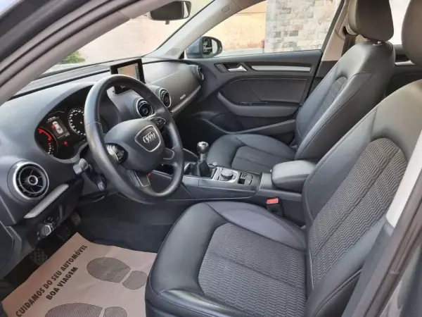 Audi A3 Limousine 2016 - 18900 EUR, 116000 km - AUTO.MOTO.pt - 116000km - foto 13 de 45