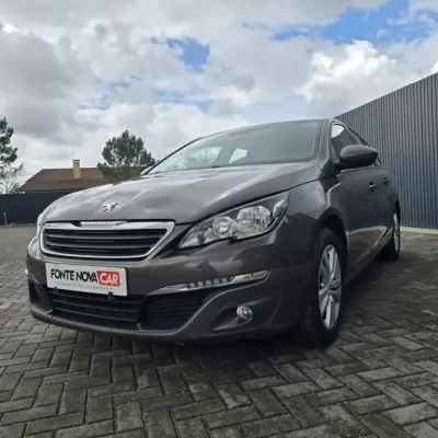 Peugeot 308 SW 2015 - 10250 EUR, 196270 km - AUTO.MOTO.pt - 196270km - foto 6 de 15