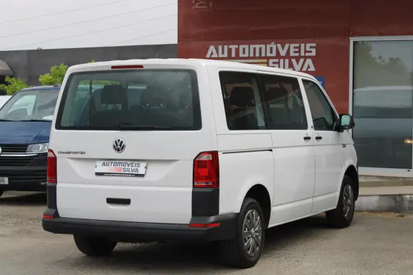 Volkswagen Transporter 2020 - 24990 EUR, 222000 km - AUTO.MOTO.pt - 222000km - foto 12 de 24